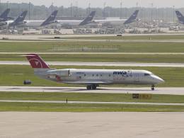 Northwest Airlines CRJ-200