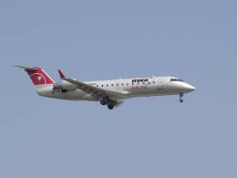 Northwest Airlines CRJ-200