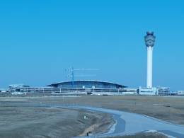 Midfield Terminal Full View Including Tower
