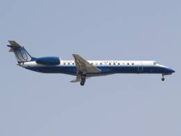 United Express ERJ-145