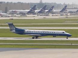 United Express ERJ-145