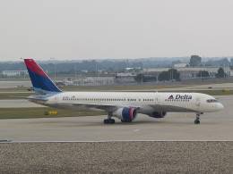 Delta 757-200